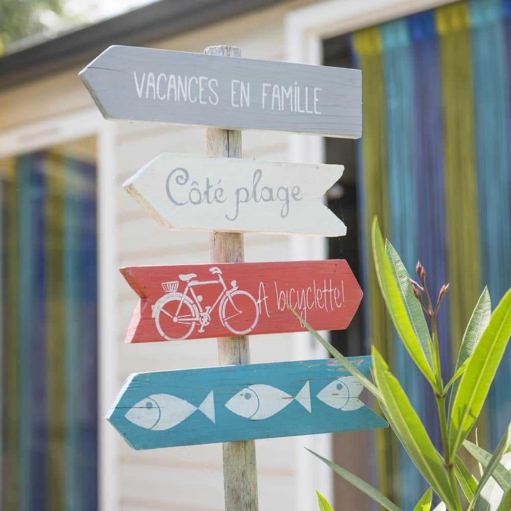Oleron island beach signs