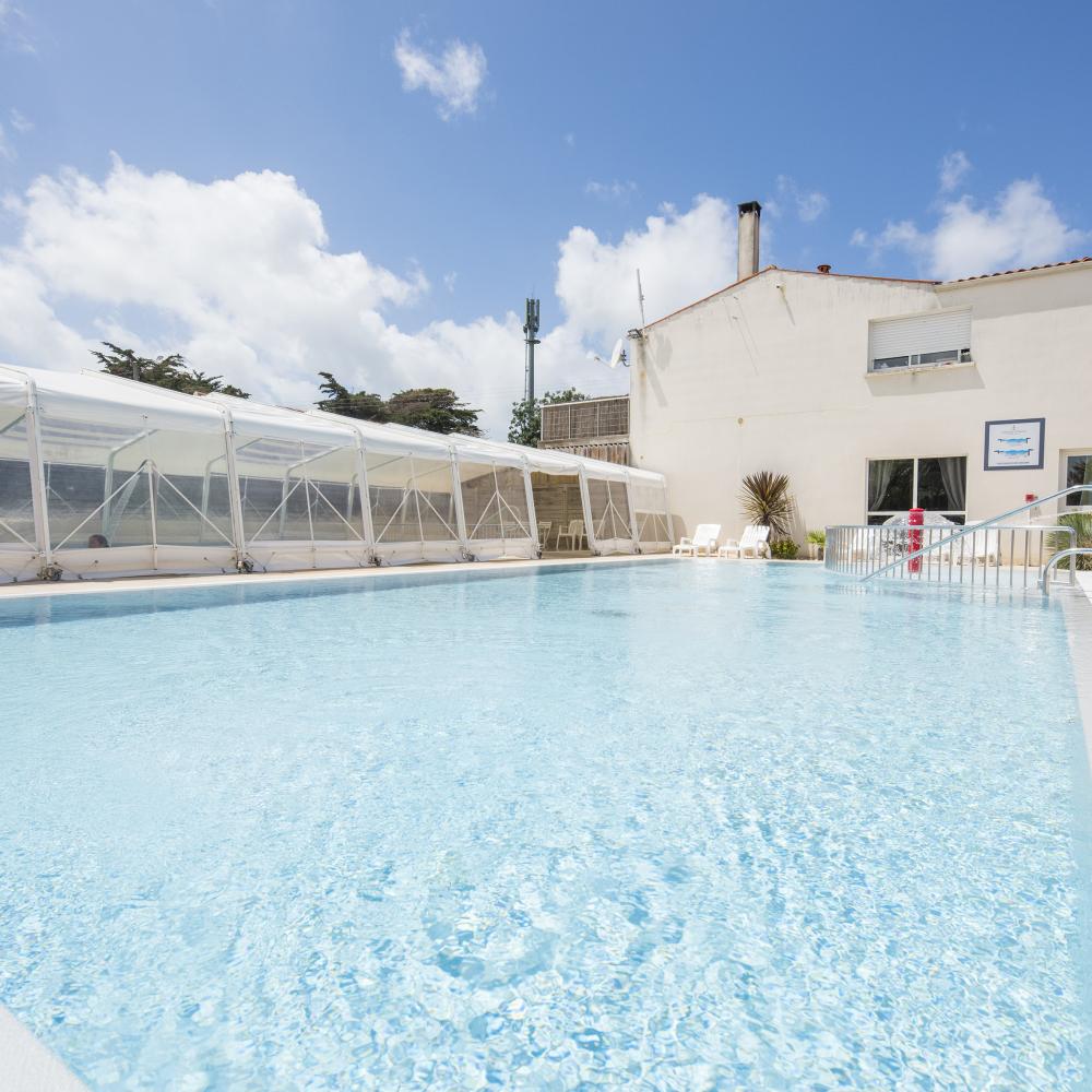 Outdoor pool of the campsite
